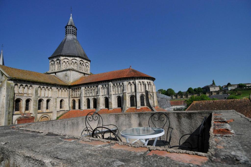 Apartmán Le Passage La Charité-sur-Loire Pokoj fotografie